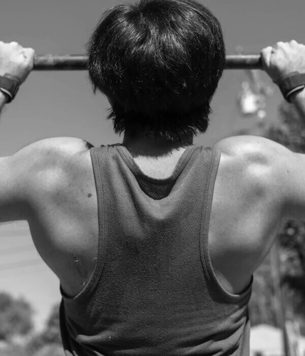 Shoulder pain treatment with PRP